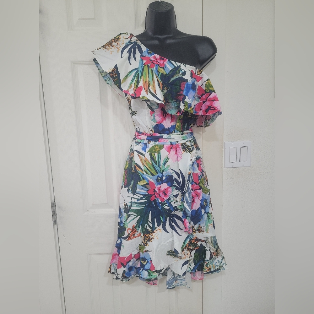Off the shoulder tropical dress